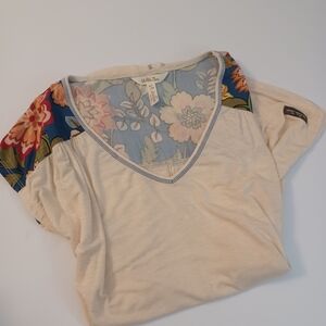 Matilda Jane Hawaiian Trim V Neck Top Sz L